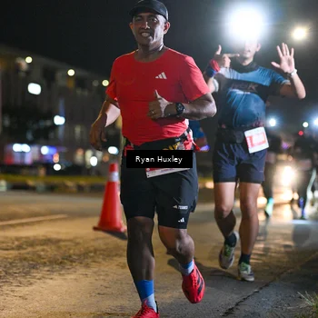 Runner Photo 4335715