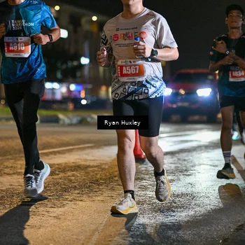 Runner Photo 4335771