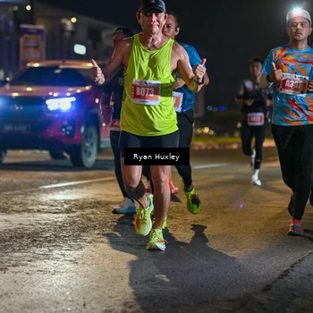 Runner Photo 4335775