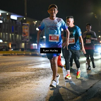 Runner Photo 4335800