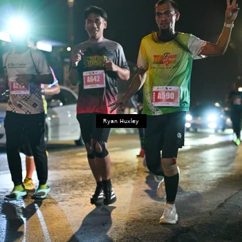 Runner Photo 4335805