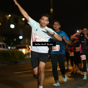 Runner Photo 4335808