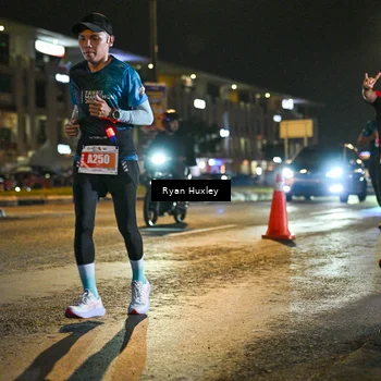 Runner Photo 4335816