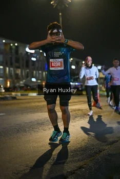 Runner Photo 4335855