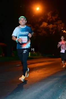 Runner Photo 4335856