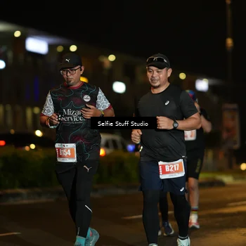 Runner Photo 4335891