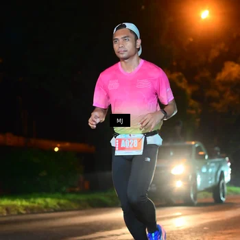 Runner Photo 4335898