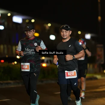Runner Photo 4335899