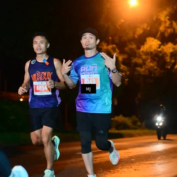 Runner Photo 4335923