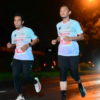 Runner Photo 4335945