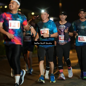 Runner Photo 4335965