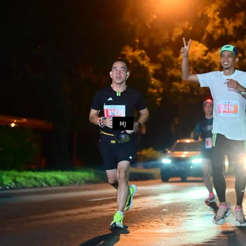 Runner Photo 4335967