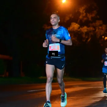 Runner Photo 4335979