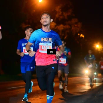 Runner Photo 4336013