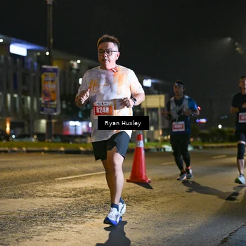 Runner Photo 4336022