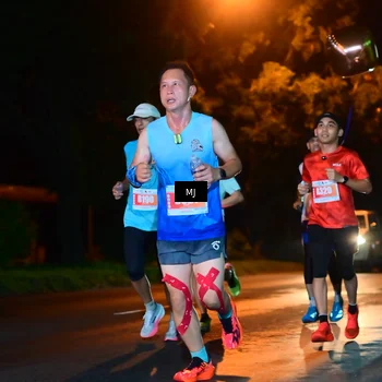 Runner Photo 4336024