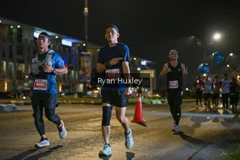 Runner Photo 4336034