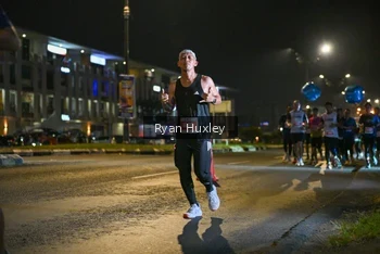 Runner Photo 4336035