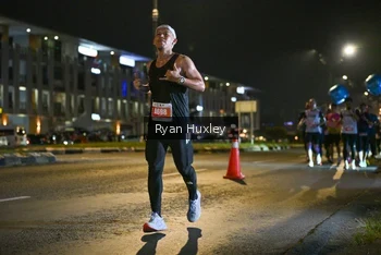 Runner Photo 4336037