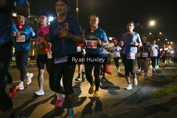 Runner Photo 4336055