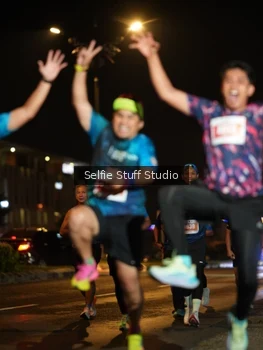 Runner Photo 4336058