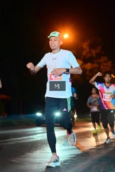 Runner Photo 4336063