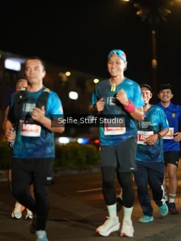 Runner Photo 4336065