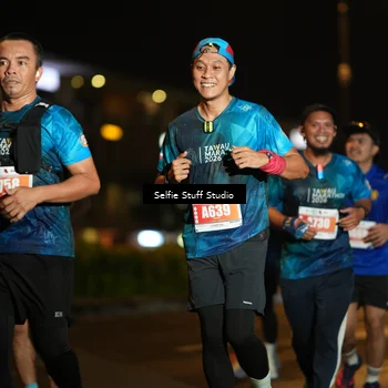 Runner Photo 4336068