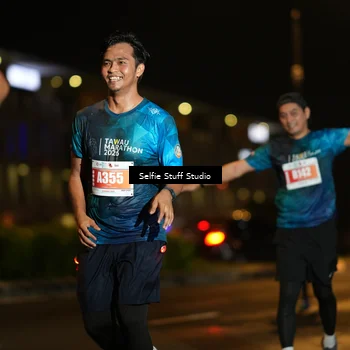 Runner Photo 4336135