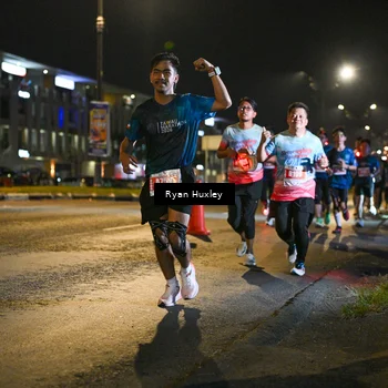 Runner Photo 4336172