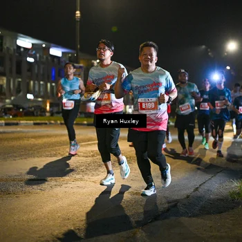 Runner Photo 4336189
