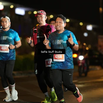 Runner Photo 4336227