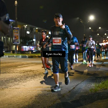 Runner Photo 4336307