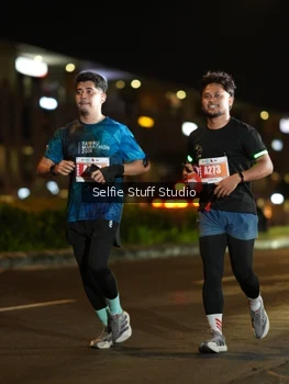 Runner Photo 4336324