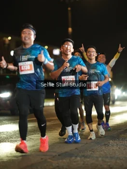Runner Photo 4336333
