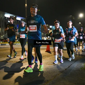 Runner Photo 4336349