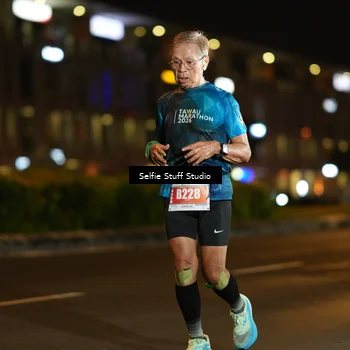 Runner Photo 4336387