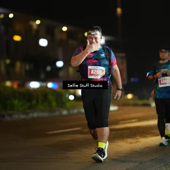 Runner Photo 4336393