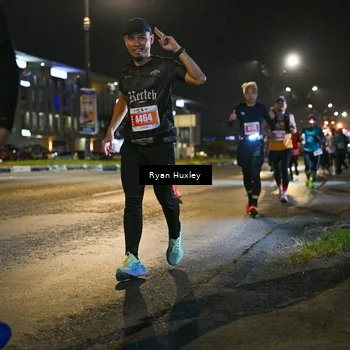 Runner Photo 4336397