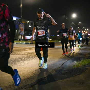 Runner Photo 4336407