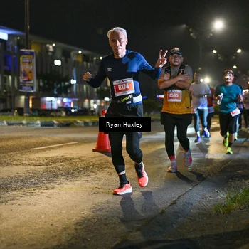 Runner Photo 4336408