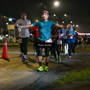Runner Photo 4336425