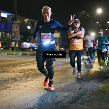 Runner Photo 4336444