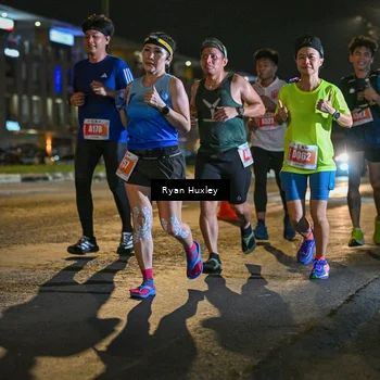 Runner Photo 4336472