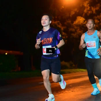 Runner Photo 4336513