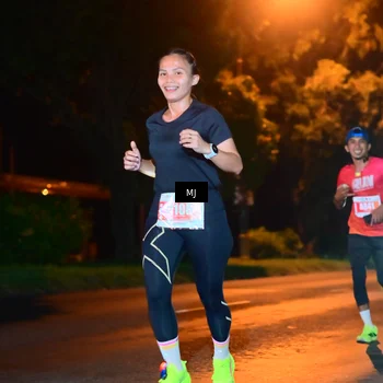 Runner Photo 4336543