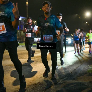 Runner Photo 4336553