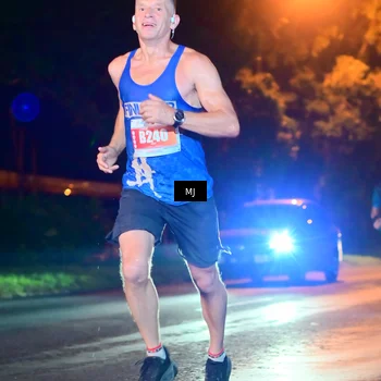 Runner Photo 4336564