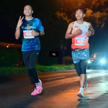 Runner Photo 4336572