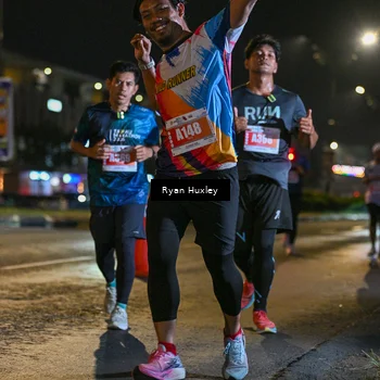 Runner Photo 4336579